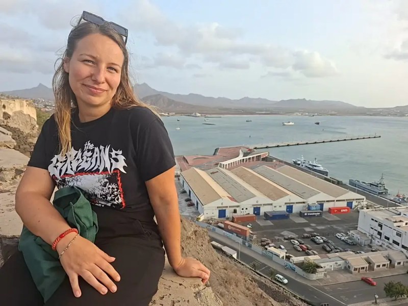 I moved abroad to reinvent my life. I forgot to change my dating&nbsp;habits.