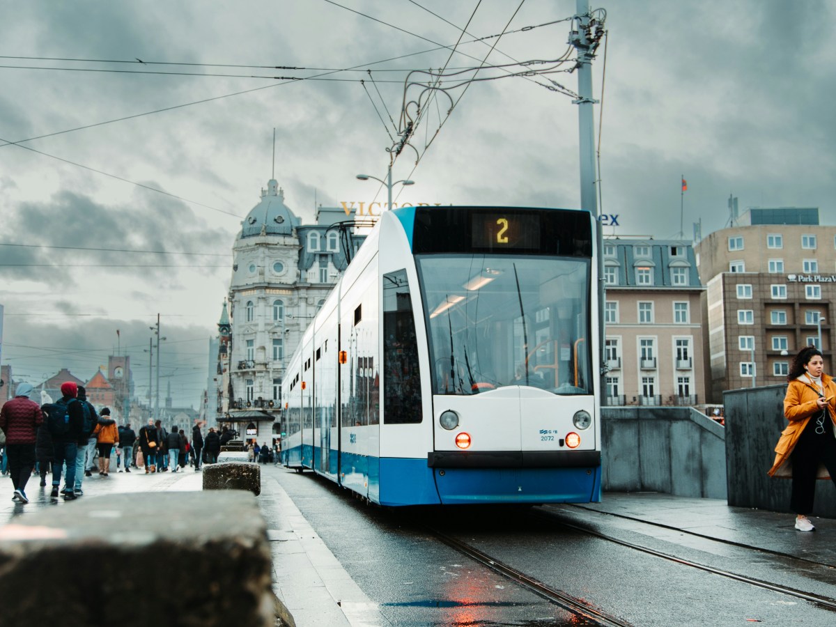 Eén jaar na het Bestuurlijk Akkoord Netcongestie & OV: “De stip op de horizon&nbsp;ontbreekt”